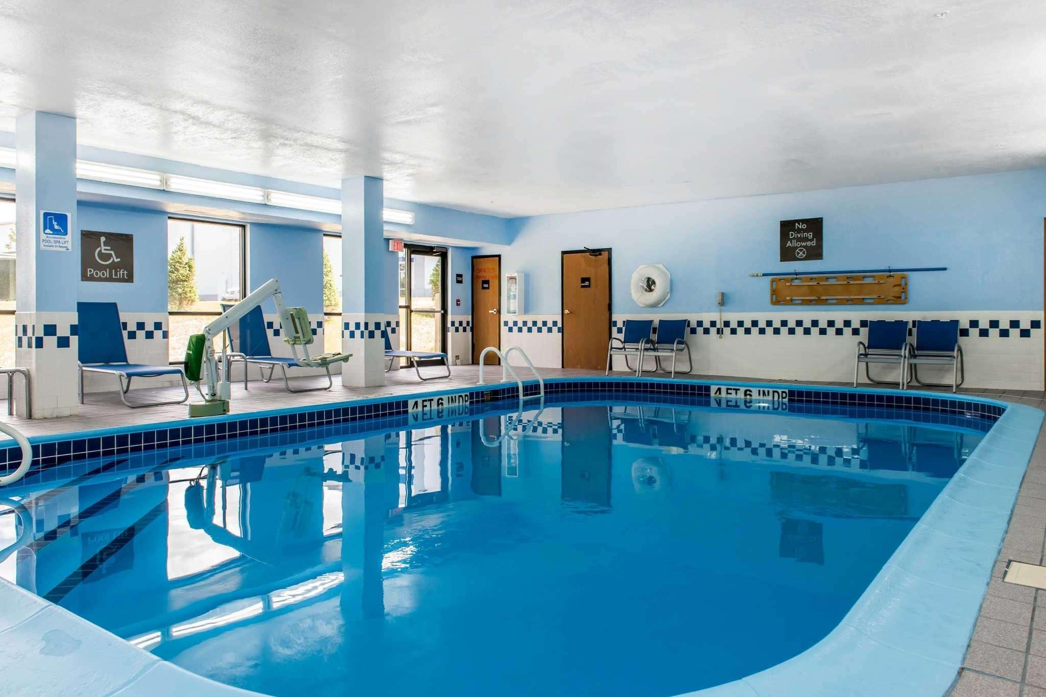 Comfort Inn Blue Ash North Экстерьер фото