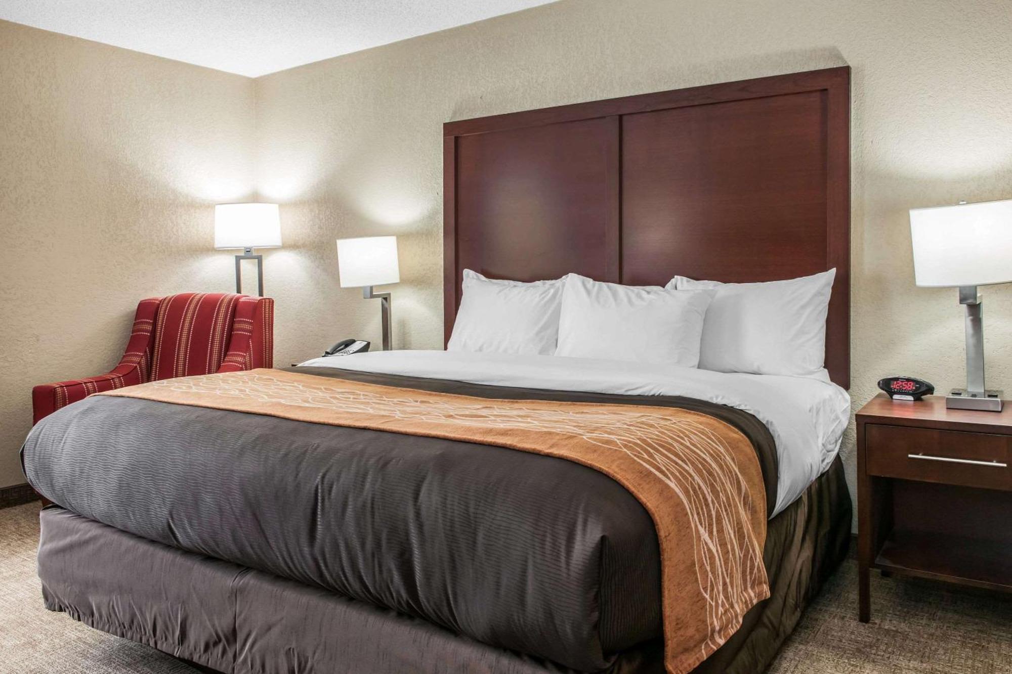 Comfort Inn Blue Ash North Экстерьер фото