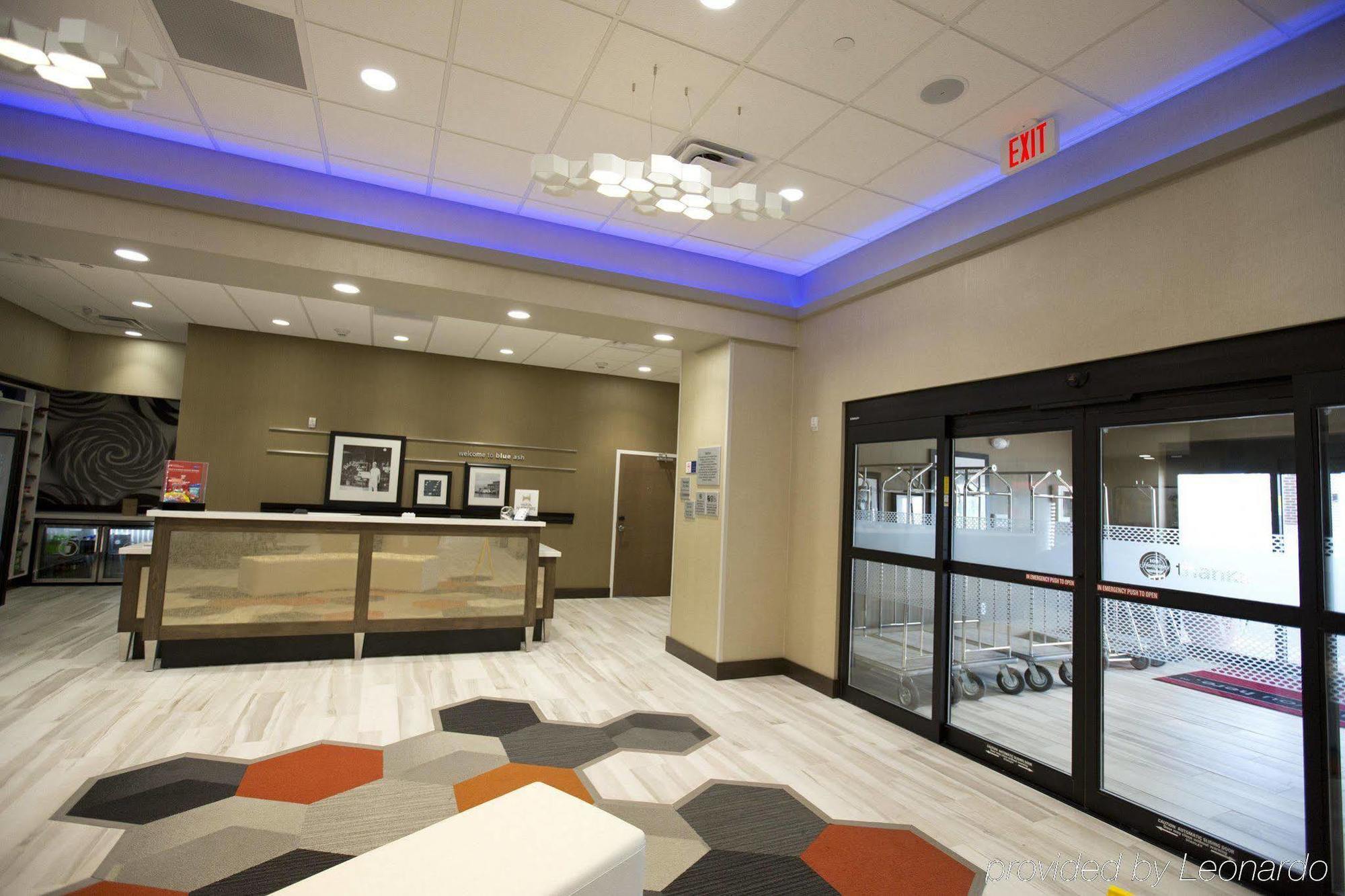 Comfort Inn Blue Ash North Экстерьер фото
